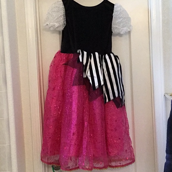 Disney Cruise Line Pirate Deluxe Maiden Costume - Picture 5 of 8